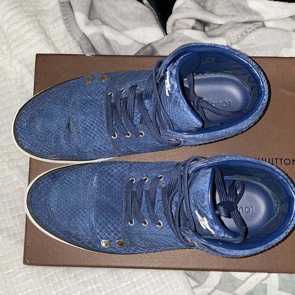 Louis Vuitton California Blue Python Sneakers - Picture 5 of 5